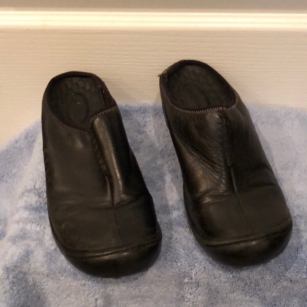 Privo Black Leather Clogs